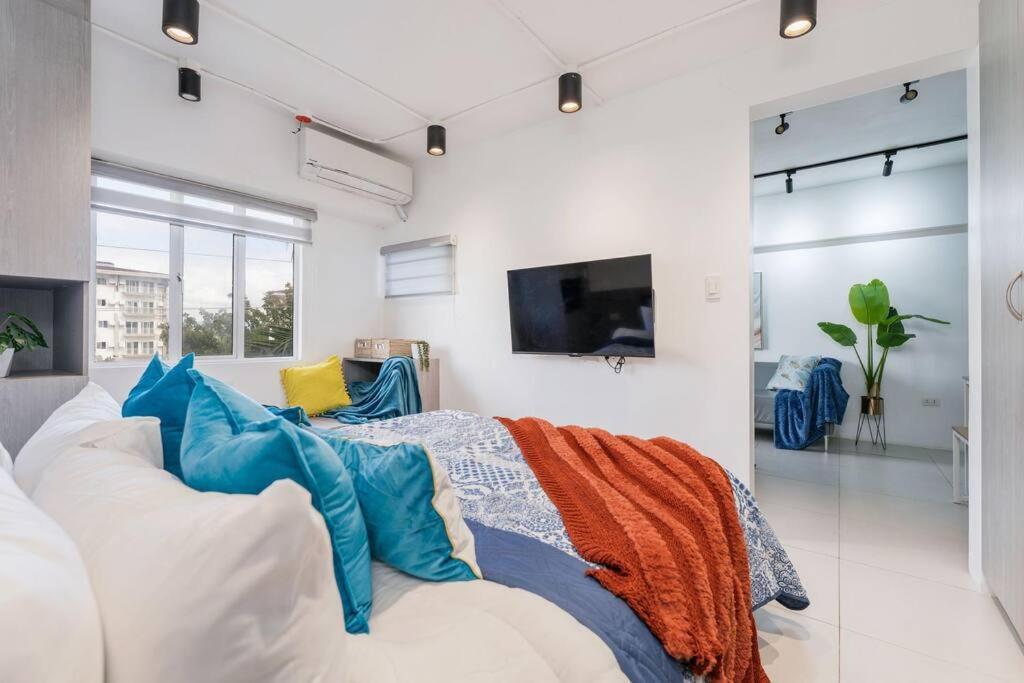 Airport Express Hostel E-527, 2 Minutes To Airport,Fast Wifi, Free Netflix Isla de Mactán Exterior foto